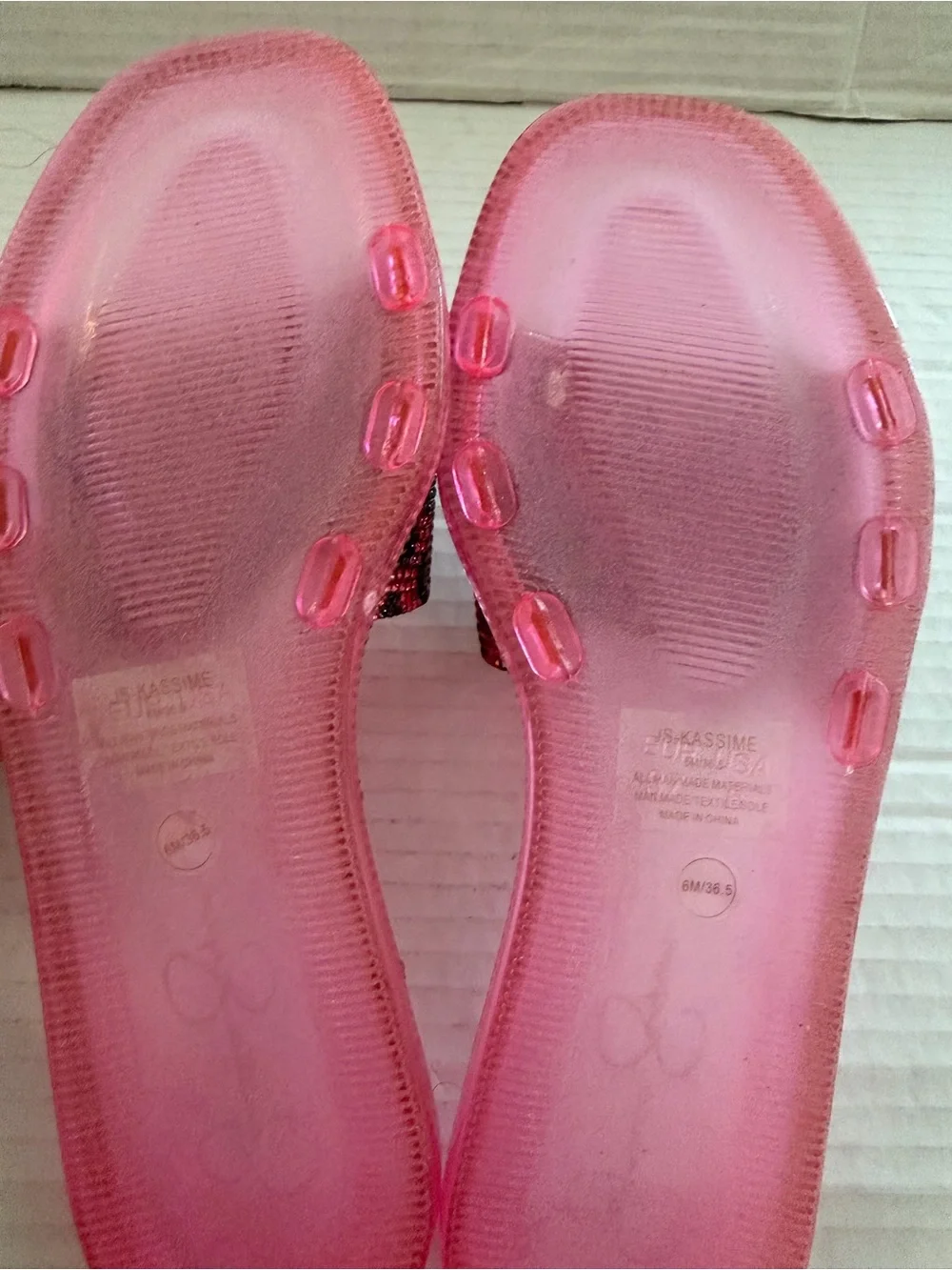 Jessica Simpson Kassime Crystal Embellished pink rhinestone Jelly Slide Sandal 6